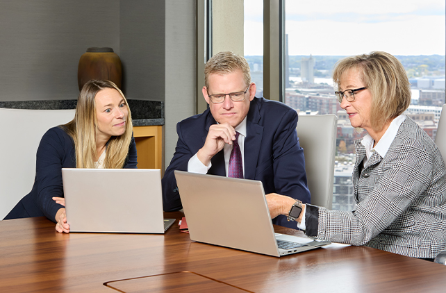 Milwaukee Lawyers Employment Litigations