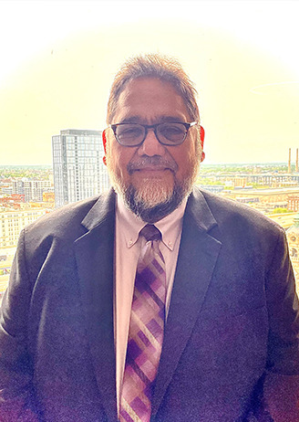 Luis Padilla headshot